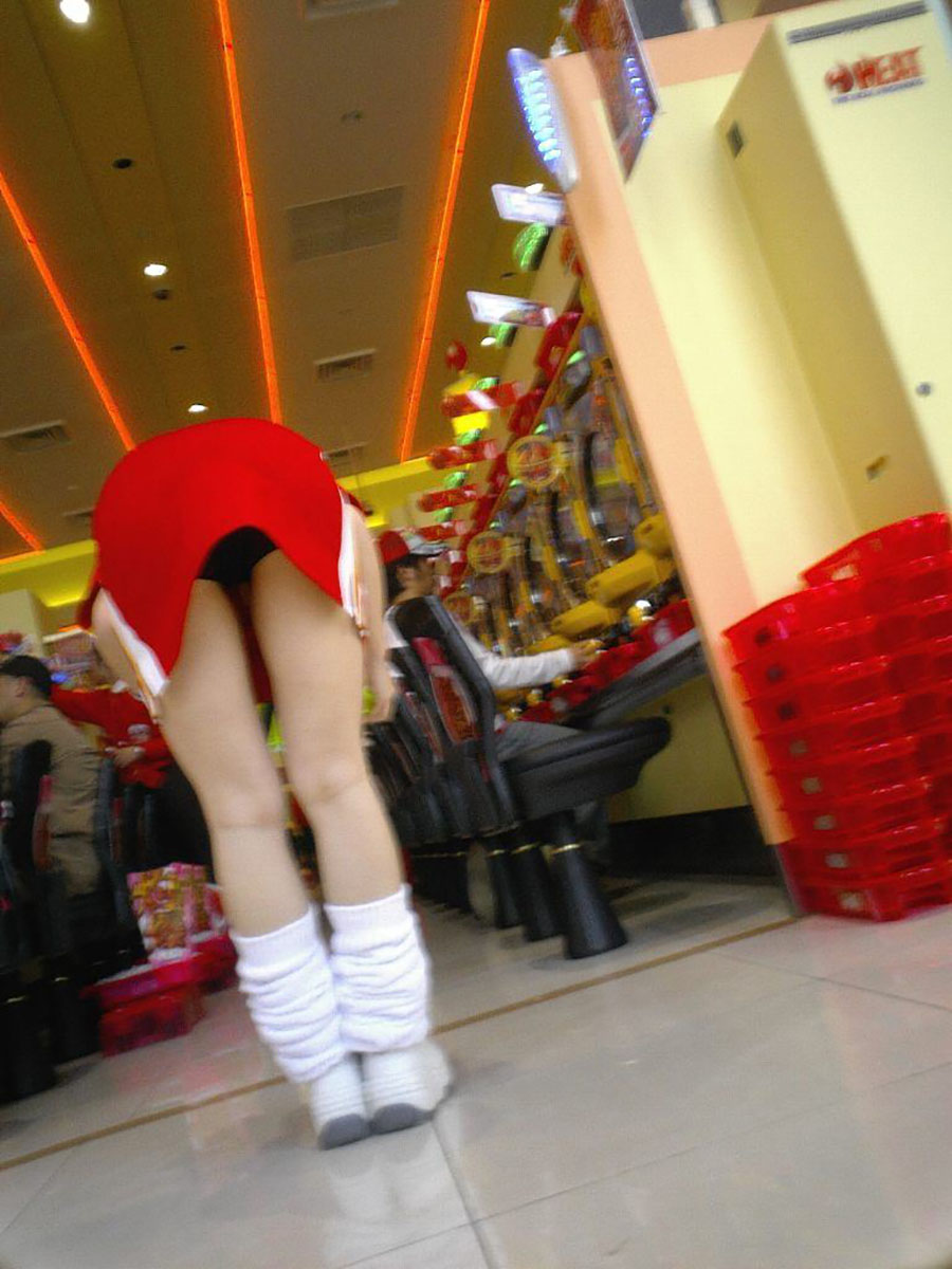 パンチラ｜心はほっこりするけど股間はモッコリしちゃう素人のパンチラ画像ください｜画像あり