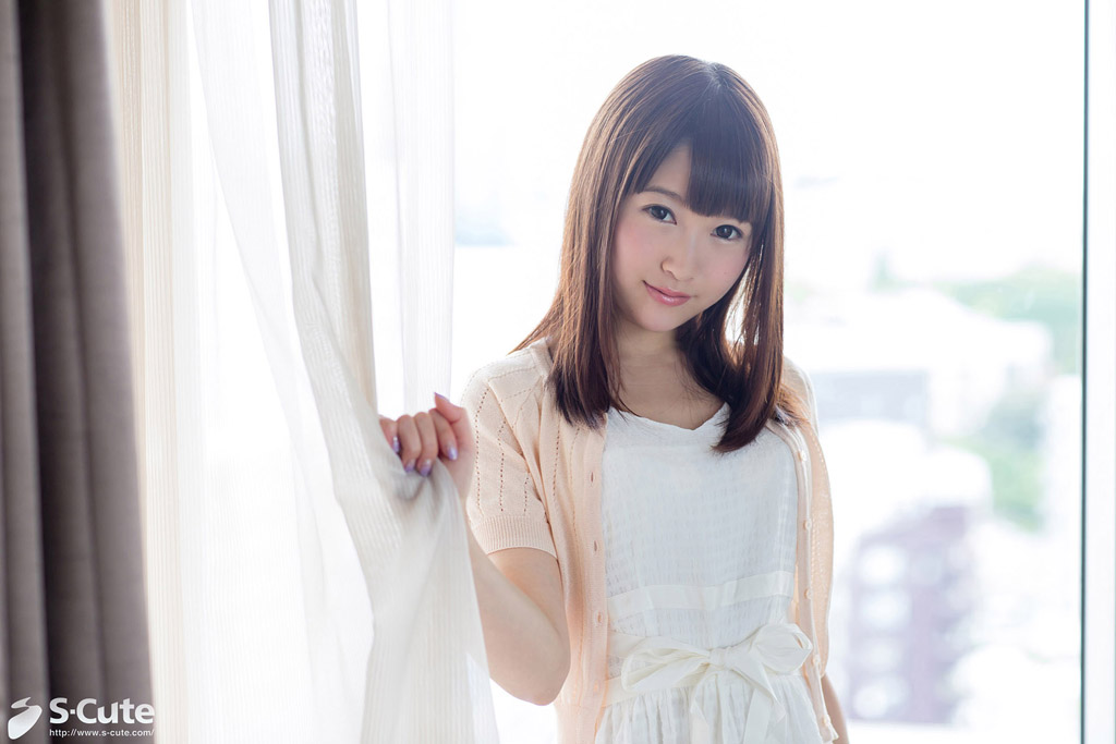 【清楚系美人】こういう清楚で美人なフワッとしたお姉さんとエッチなことしたいよな