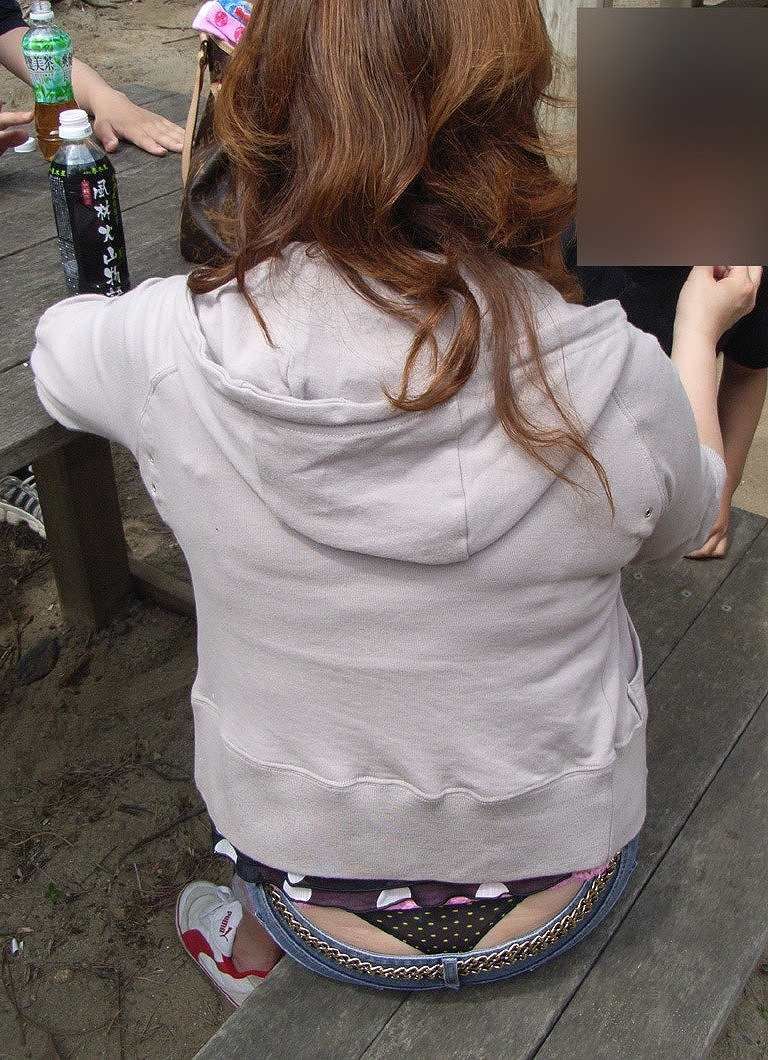 この美人ママのマンコをこの子は通って生まれてきたのか！どうしてもエロい目線で見てしまう子連れママの画像まとめ！